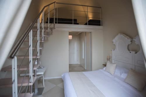 Palazzo Belsanti, Room