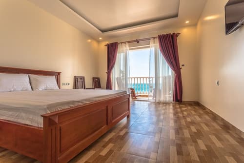 Phuong Binh House, Room