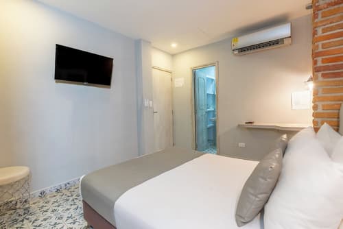 Hotel Boutique Adaz