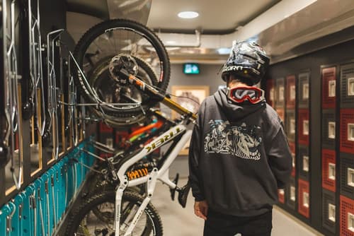 Pangea Pod Hotel, Bicycling