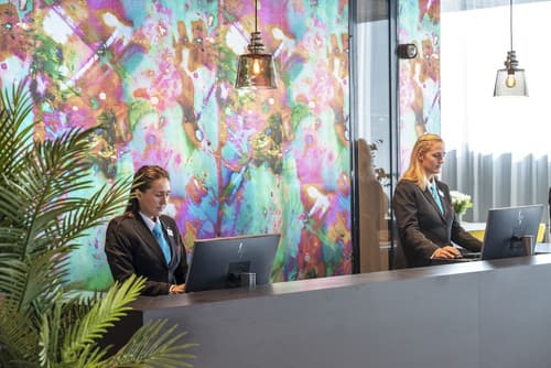 Thon Hotel Storo, Reception