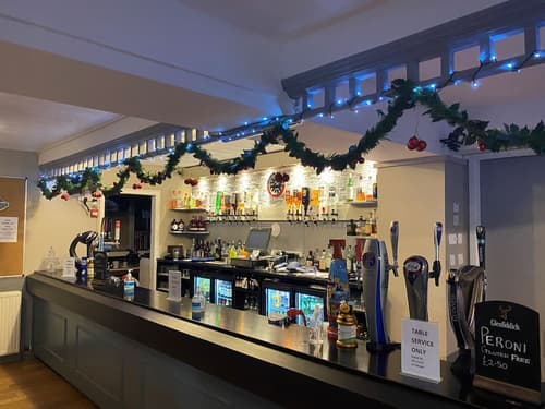 Smithton Hotel, Reception