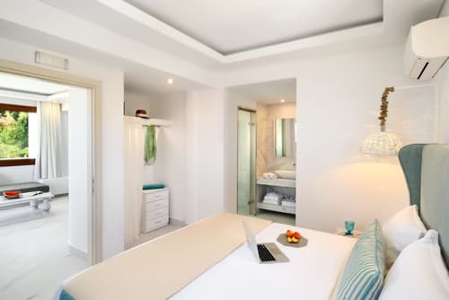 Villa D'Oro - Luxury Villas & Suites, Room