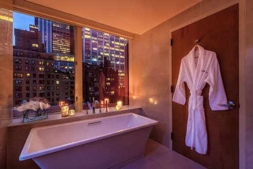 Concorde Hotel New York, Primary image