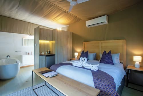 Kingfisher Creek Safari Lodge