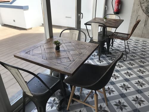 Royal Beach Hostel & Suites