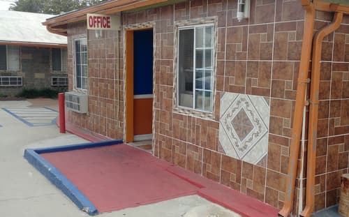 Travel Eagle Inn Motel