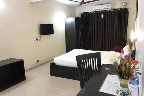 All Seasons Guest House, 