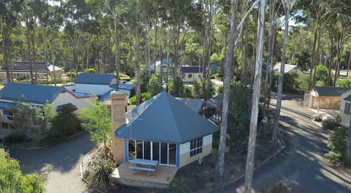 Waverley House Cottages