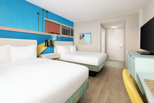 Hotel Continental Miami Beach, Tapestry Collection by Hilton, Room