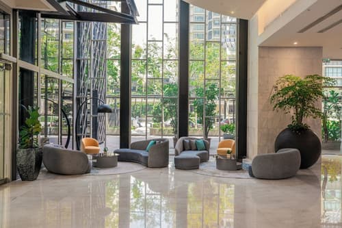 St. Giles Boulevard Hotel, Lobby sitting area