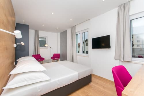ORA Luxury Rooms