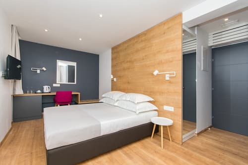 ORA Luxury Rooms