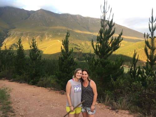 A Riverbed Guesthouse, Hiking