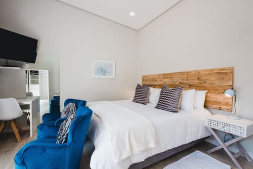 A Riverbed Guesthouse, Room