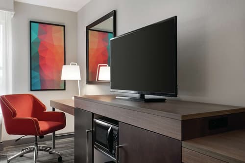 Hampton Inn Champaign Southwest, Room