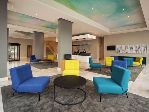 Stayeasy Cape Town City Bowl, Lobby sitting area