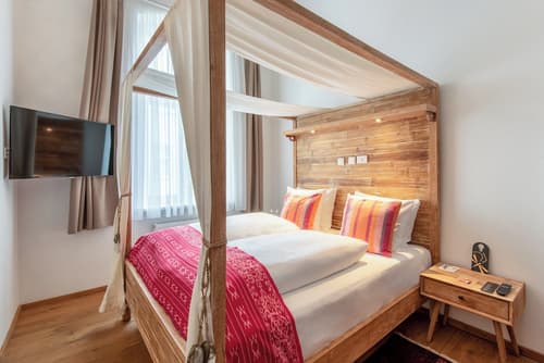 Lulu Guldsmeden Hotel, Room