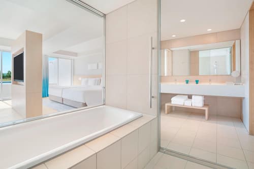 IRAPH SUI, a Luxury Collection Hotel, Miyako Okinawa, Room