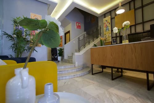 SuiteLoc Apparthotel, Reception