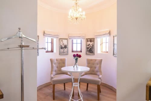 Heinitzburg Boutique Hotel
