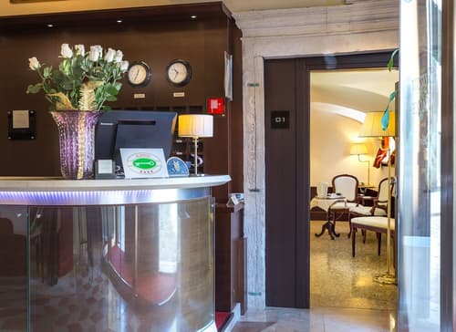 Ruzzini Palace Hotel, Reception