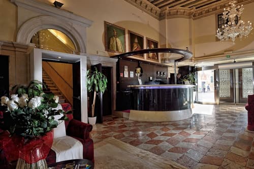 Ruzzini Palace Hotel, Lobby