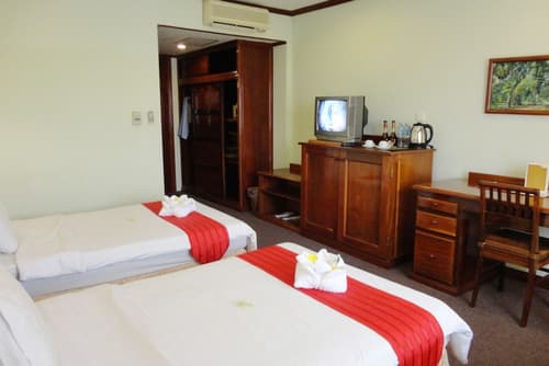 Angkor Hotel, Room