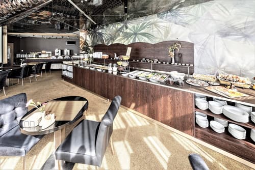 Rixwell Elefant Hotel, Breakfast buffet