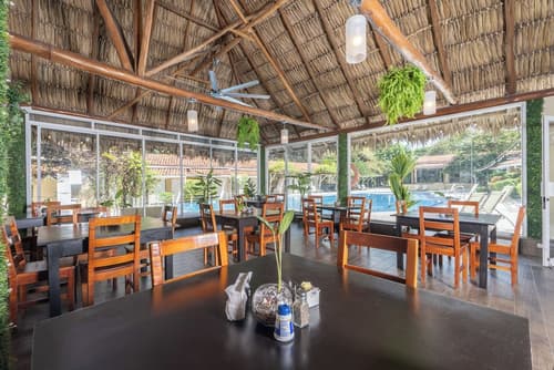 Seis Playas Hotel, Restaurant