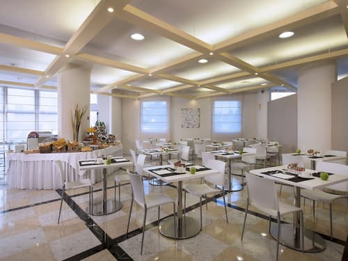 Four Points Flex by Sheraton Bologna Airport