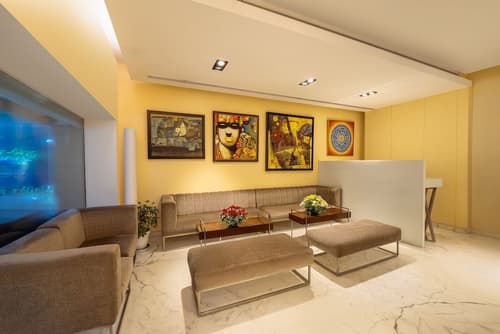 The Shalimar Hotel, Lobby sitting area