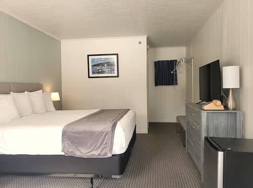 Anchorage Motel, Room