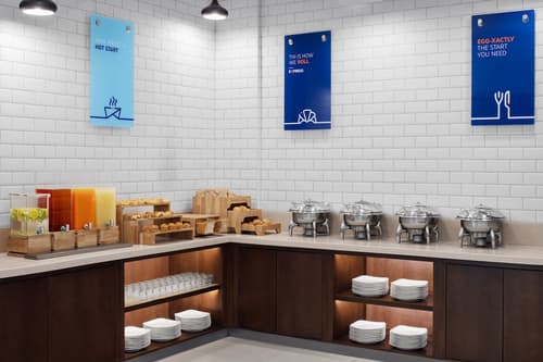 Holiday Inn Express Dubai Safa Park by IHG, Breakfast meal