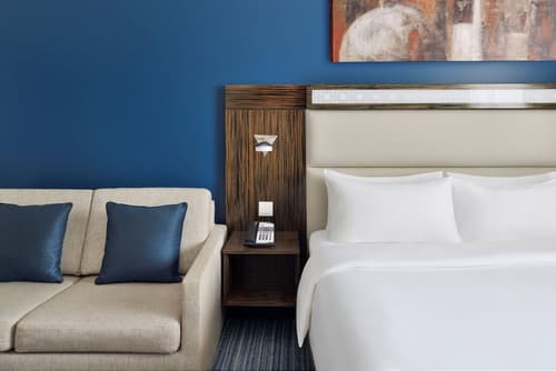 Holiday Inn Express Dubai Safa Park by IHG, Room amenity