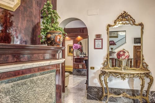 Hotel Castel Vecchio, Reception