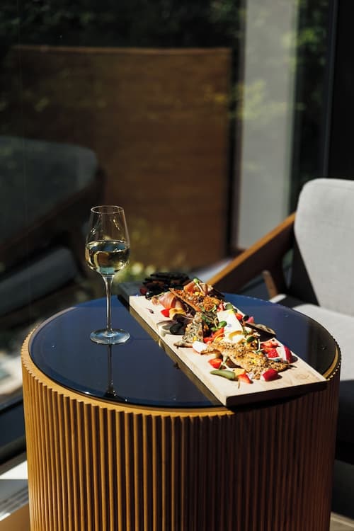 Hôtel-Musée Premières Nations, Reception