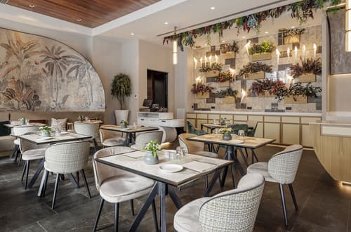 Hotel ILUNION Atrium, Restaurant