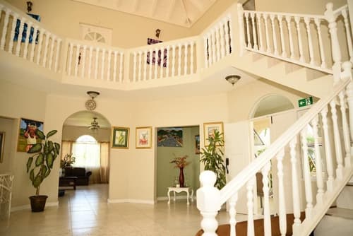 Retreat Guesthouse Luxury Suites, Reception