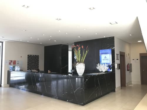 Azoris Royal Garden, Reception