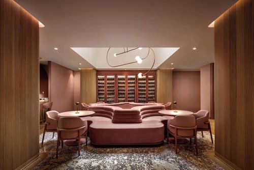 Revery Toronto Downtown, Curio Collection by Hilton