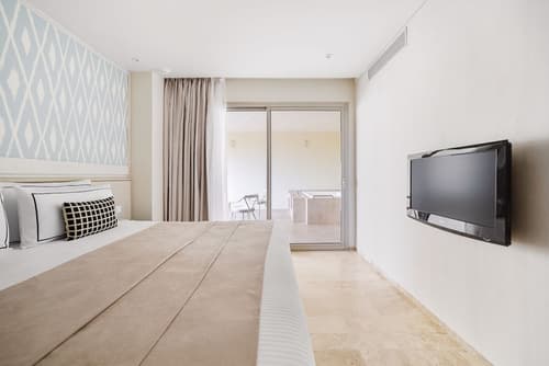 Privilege Aluxes Isla Mujeres Adults Only, Room