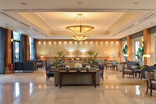 Ajax Hotel, Lobby sitting area