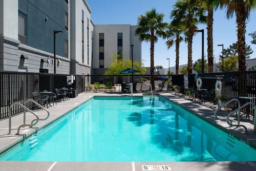 Hampton Inn & Suites Las Vegas Airport