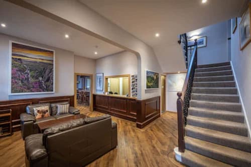 Uig Hotel, Reception