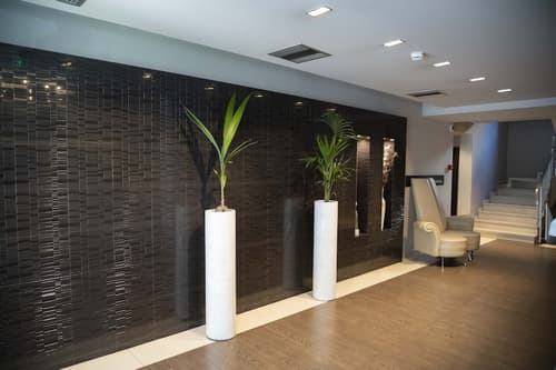 Areos Hotel, Reception