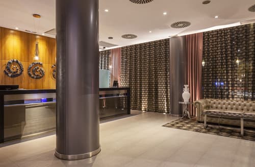 Hotel Porcel Torneo, Reception