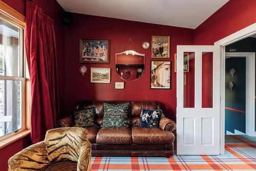 The Dairy Hotel Queenstown, A Naumi Chapter, Lobby sitting area