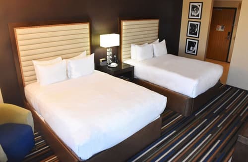 Moonrise Hotel
