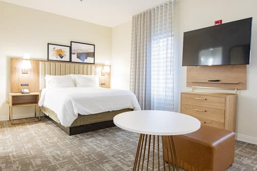 Staybridge Suites Lafayette by IHG, Room